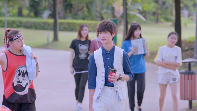 如何检测手机中是否存在偷流量偷隐私的APP？游戏画面