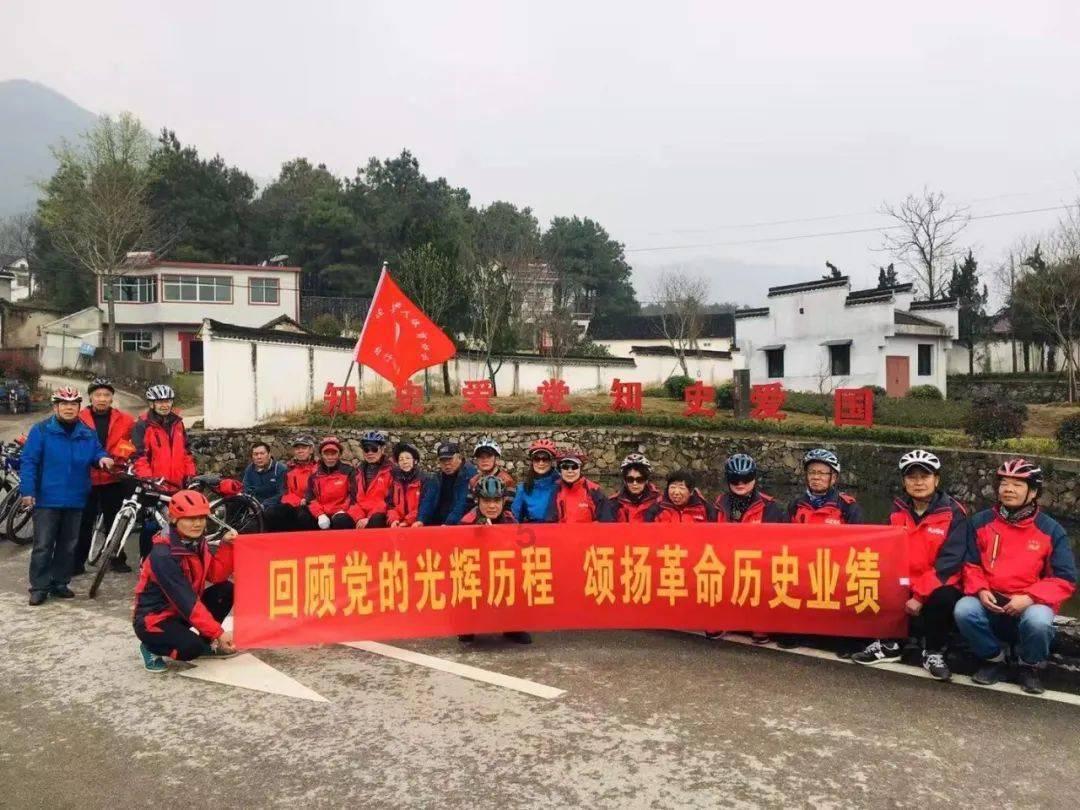 蝙蝠侠：阿甘骑士
